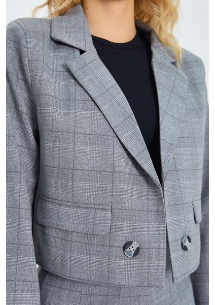 4581 Kadın Ekoseli Crop Ceket Gri fırsatları