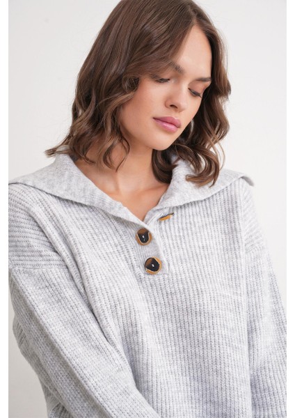 6900 Kadın Düğmeli Devrik Yaka Triko Kazak Gri modelleri