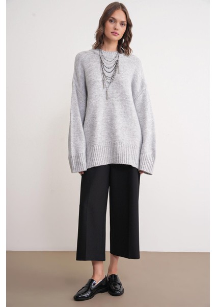 6925 Kadın Geniş Kollu Yumuşak Dokulu Triko Kazak Gri fiyatları