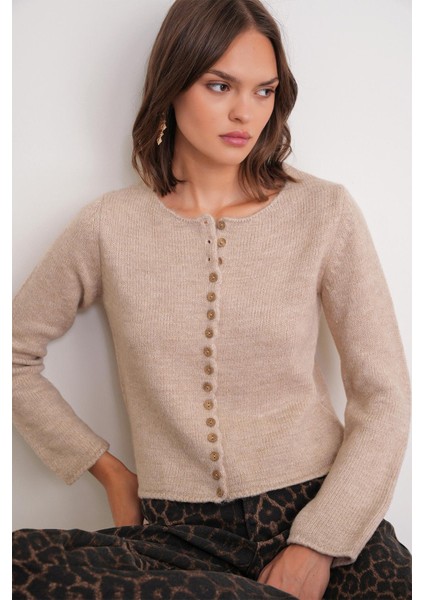 6957 Kadın Düğmeli Bisiklet Yaka Triko Hırka Bej