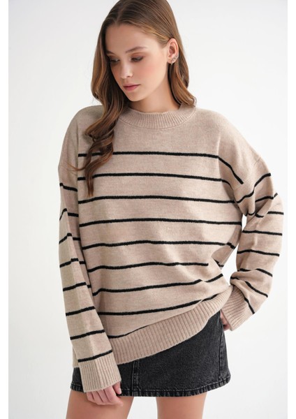 6944 Kadın Salaş Yumuşak Dokulu Çizgili Triko Kazak Bej modelleri
