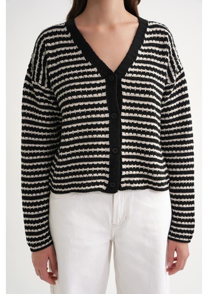 6948 Kadın V Yaka Ince Çizgili Triko Hırka Siyah indirimleri