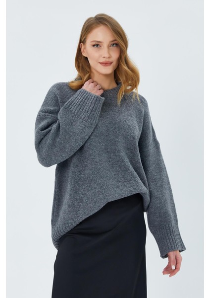 6925 Kadın Geniş Kollu Yumuşak Dokulu Triko Kazak Antrasit