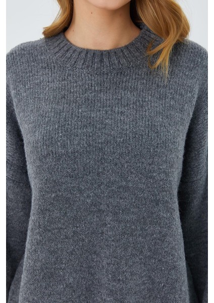 6925 Kadın Geniş Kollu Yumuşak Dokulu Triko Kazak Antrasit modelleri