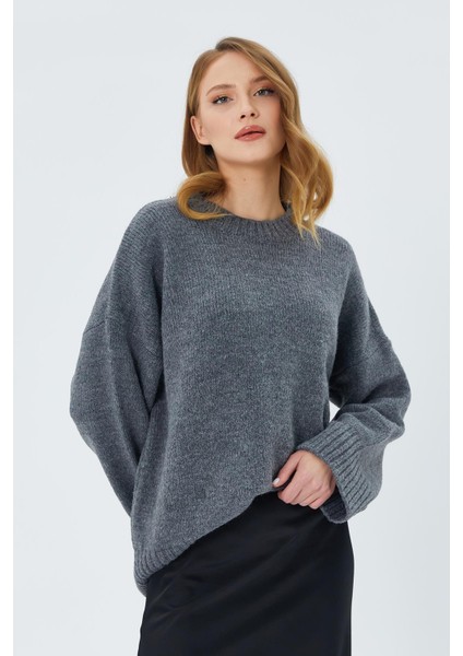 6925 Kadın Geniş Kollu Yumuşak Dokulu Triko Kazak Antrasit indirimleri
