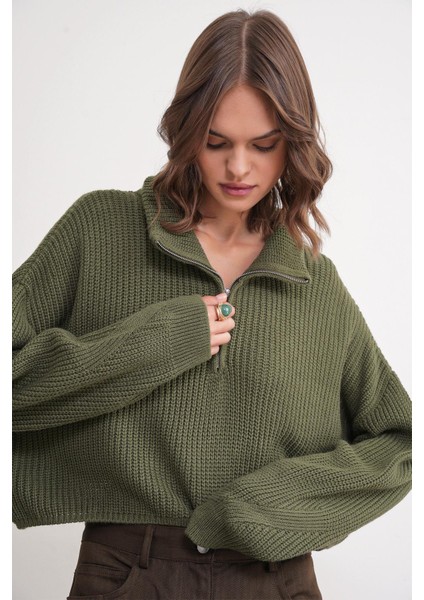 6752 Kadın Crop Fermuarlı Kazak Haki fırsatları