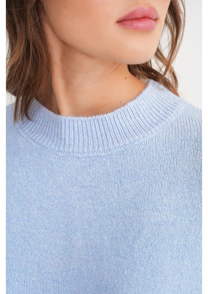 6913 Kadın Salaş Yumuşak Dokulu Oversize Triko Kazak Bebe Mavi indirimleri