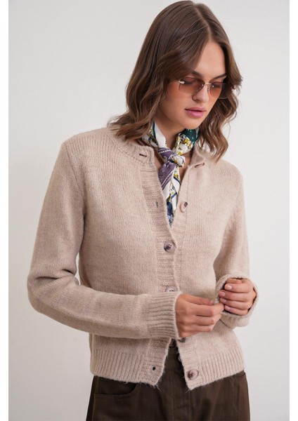 6951 Kadın Bisiklet Yaka Düğmeli Triko Kısa Hırka Bej fırsatları