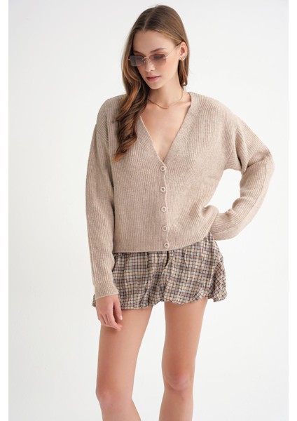 6943 Kadın V Yaka Selanik Hırka Bej modelleri