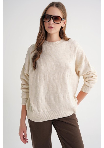 6947 Kadın Kendinden Desenli Oversize Triko Kazak Naturel