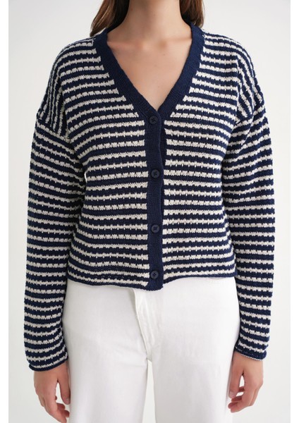6948 Kadın V Yaka Ince Çizgili Triko Hırka Lacivert indirimleri