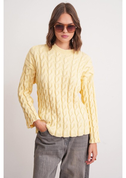 6973 Kadın Saç Örgülü Regular Basic Triko Kazak Pastel Sarısı