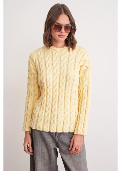 6973 Kadın Saç Örgülü Regular Basic Triko Kazak Pastel Sarısı fırsatları