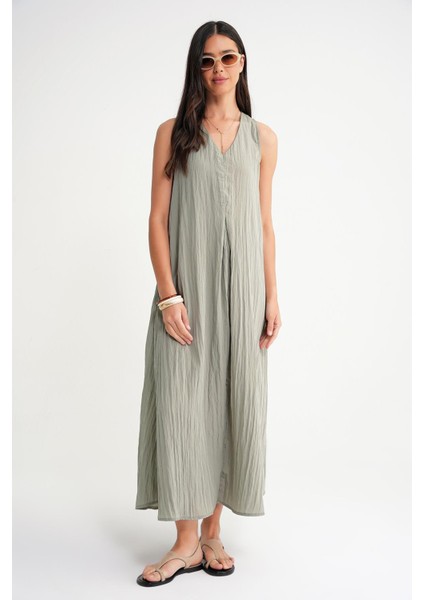 Kadın V Yaka Midi Elbise Klasik Stil Kolsuz Ön Pileli Çağla Renk fırsatları