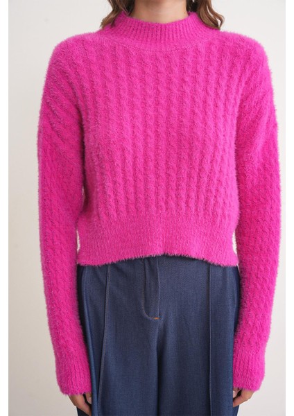 6893 Kadın Saç Örgülü Sakallı Crop Triko Kazak Fuşya indirimleri