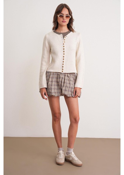 6957 Kadın Düğmeli Bisiklet Yaka Triko Hırka Naturel fiyatları