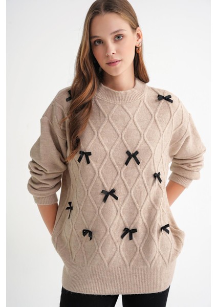 6946 Kadın Oversize Bisiklet Yaka Kurdeleli Triko Kazak Bej modelleri