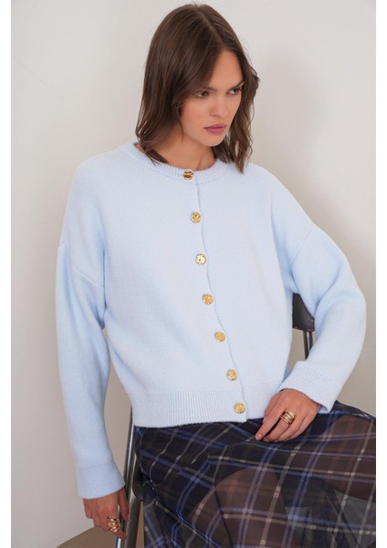 6956 Kadın Taş Düğme Detaylı Triko Yumoş Hırka Bebe Mavi fırsatları