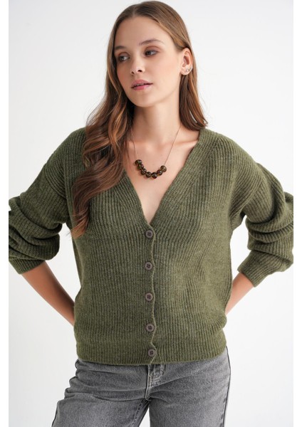 6943 Kadın V Yaka Selanik Hırka Haki modelleri