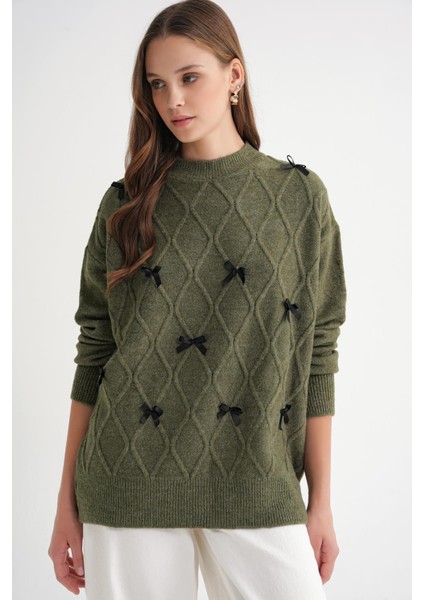 6946 Kadın Oversize Bisiklet Yaka Kurdeleli Triko Kazak Haki fırsatları