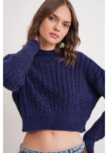 6893 Kadın Saç Örgülü Sakallı Crop Triko Kazak Lacivert