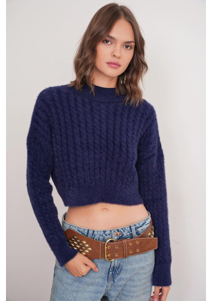 6893 Kadın Saç Örgülü Sakallı Crop Triko Kazak Lacivert fırsatları