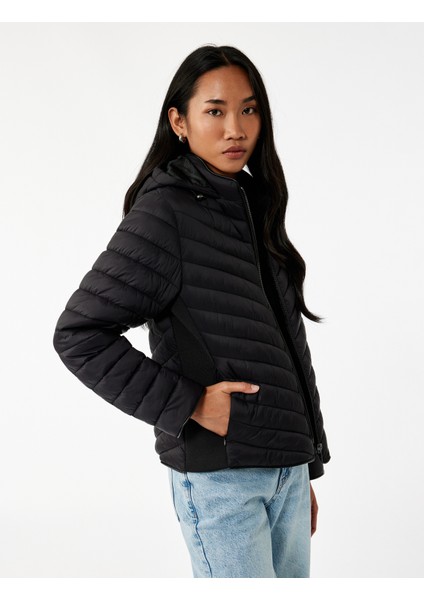 Uzun Kollu Cepli Fermuarlı Su Itici Kapüşonlu Şişme Mont fiyatları