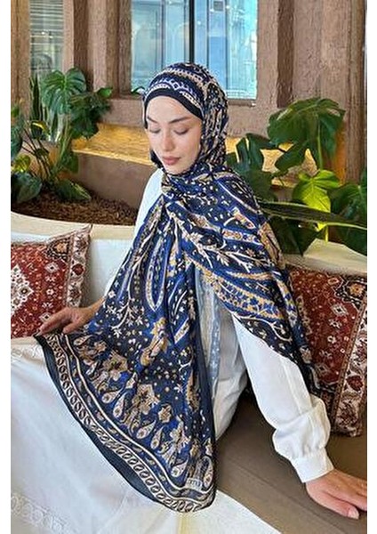 Retro Desen Pamuk Şal 70 x 180 cm Lacivert Gold Hafif ve Nefes Alan Kumaş