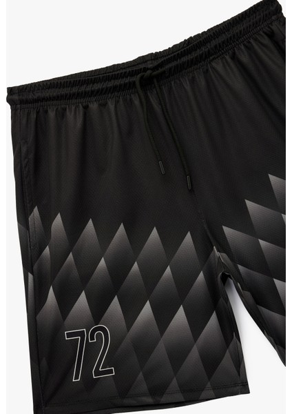 Desenli Straight Fit Cep Detaylı Beli Bağcıklı Spor Şort modelleri