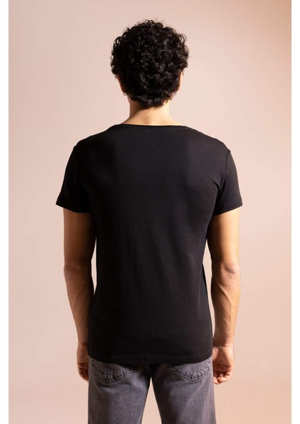 Slim Fit V Yaka Basic Kısa Kollu %100 Pamuk Tişört M4791AZ23SM