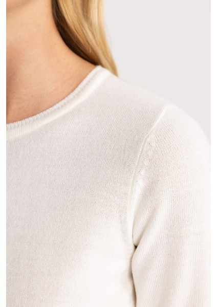 Regular Fit Bisiklet Yaka Yumuşak Dokulu Basic Düz Triko Kazak