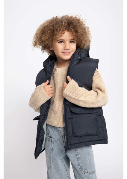 Erkek Çocuk Kapüşonlu Polar Astarlı Şişme Yelek A2524A823WN