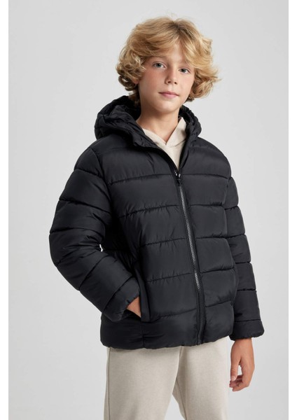 Erkek Çocuk Su İtici Kapüşonlu Fermuarlı Şişme Mont