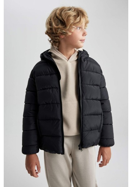 Erkek Çocuk Su İtici Kapüşonlu Fermuarlı Şişme Mont