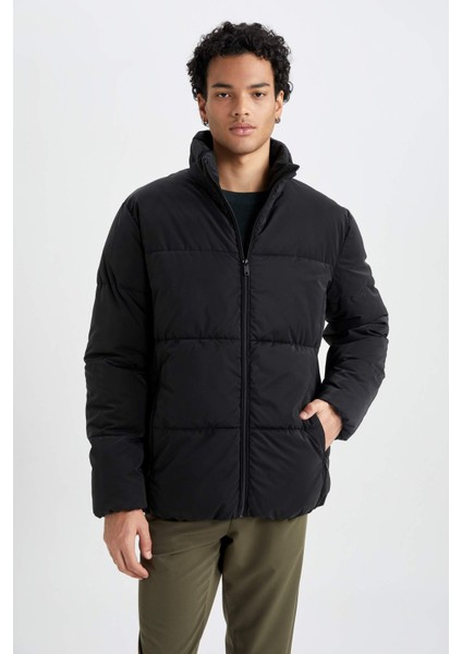 Slim Fit Şişme Mont Dar Kesim Dik Yaka Astarlı Fermuarlı Çift Cepli U4213AZ23AU