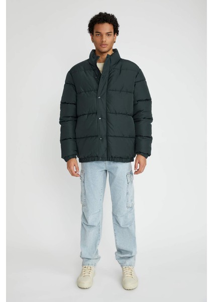 Fermuarlı Çıtçıtlı Cepli Dik Yaka Şişme Mont A2519AX23WN