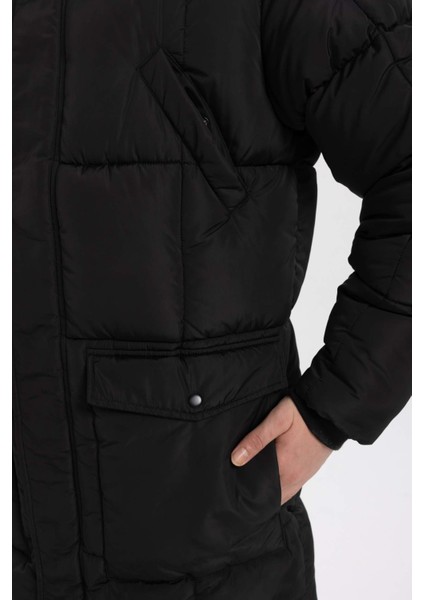 Su İtici Regular Fit Kapüşonlu Fermuarlı Cepli Şişme Mont Parka A2849AX23WN