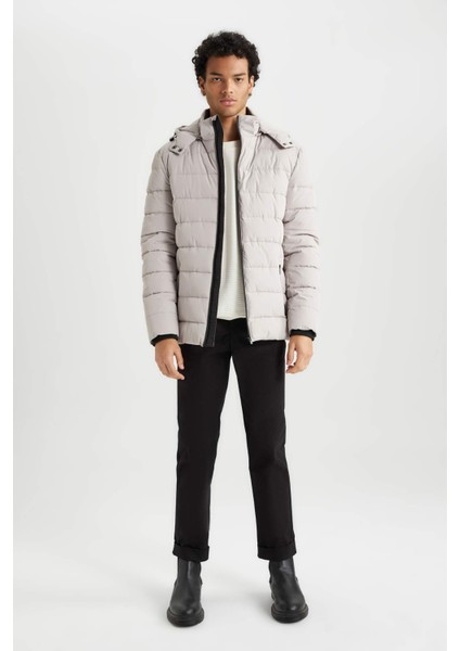 Rüzgar Geçirmez Şişme Mont Slim Fit Kapüşonlu Suni Kürk Astarlı Fermuarlı R0216AZ23AU