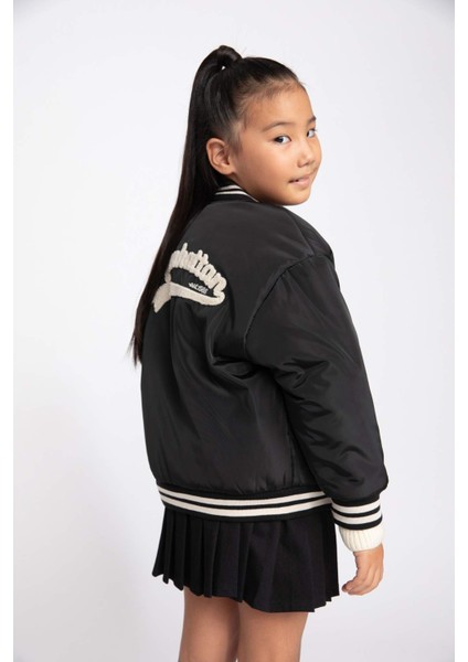Kız Çocuk Su İtici Nakışlı Kolej Yaka Çıtçıt Kapamalı Çift Cepli Mevsimlik Hafif Bomber Mont Ceket A0887A823AU
