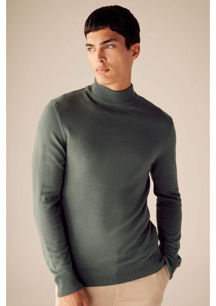 Slim Fit Dar Kesim Yarım Balıkçı Yaka Basic Düz Triko Kazak R1127AZ23WN