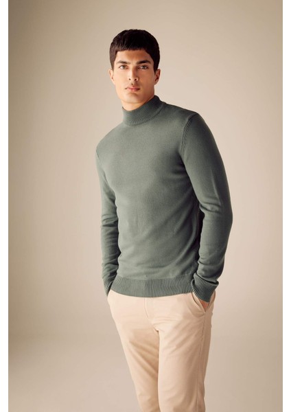 Slim Fit Dar Kesim Yarım Balıkçı Yaka Basic Düz Triko Kazak R1127AZ23WN