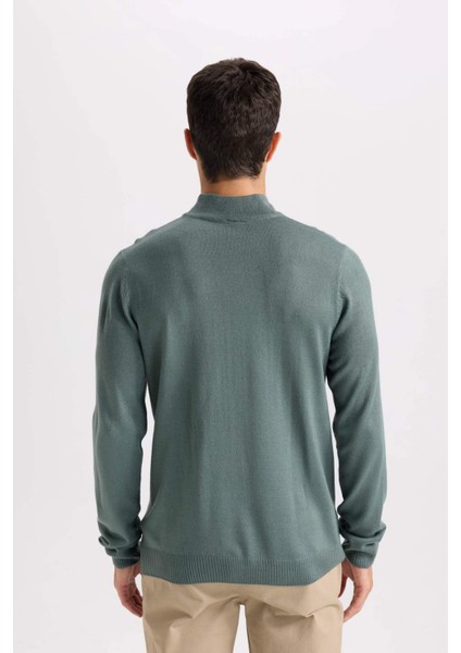 Slim Fit Dar Kesim Yarım Balıkçı Yaka Basic Düz Triko Kazak R1127AZ23WN