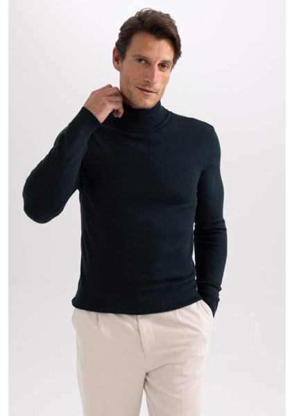 Slim Fit Dar Kesim Balıkçı Yaka Basic Düz Triko Kazak R1124AZ23WN