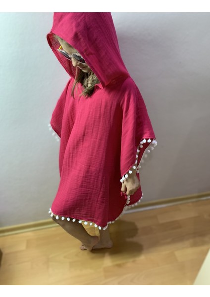 Organik Müslin Kapşonlu Bebek Panço Fuşia Plaj - Çocuk Bornoz