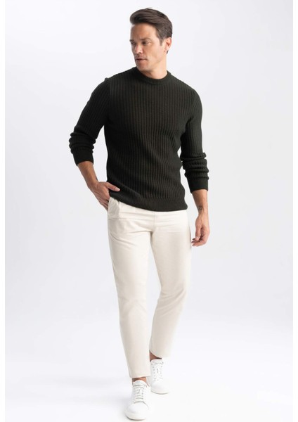 Standart Fit Normal Kesim Bisiklet Yaka Jakarlı Triko Kazak A5234AX23WN