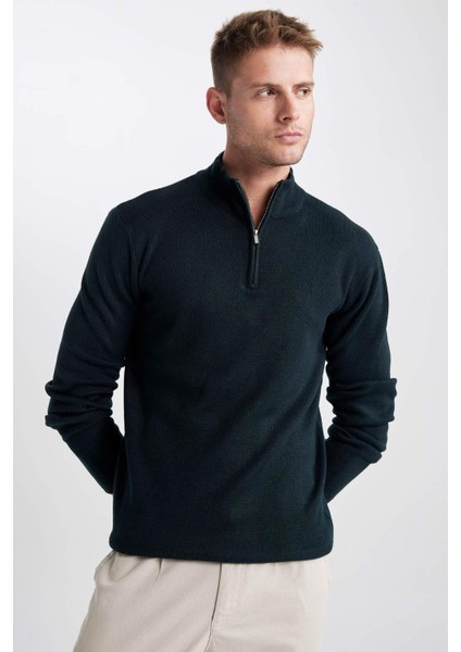 Standart Fit Normal Kesim Dik Yaka Fermuarlı Basic Düz Triko Kazak A5184AX23WN