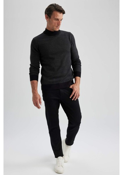 Regular Fit Renk Bloklu Balıkçı Yaka Triko Kazak R9121AZ23WN