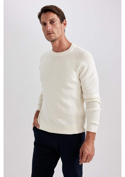 Standart Fit Normal Kesim Bisiklet Yaka Basic Düz Triko Kazak A8458AX23AU