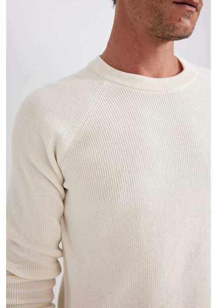 Standart Fit Normal Kesim Bisiklet Yaka Basic Düz Triko Kazak A8458AX23AU