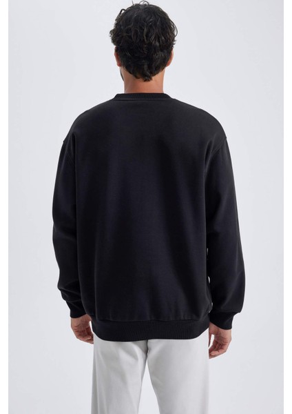 Oversize Geniş Kalıp Bisiklet Yaka Kalın Basic Düz Sweatshirt T5139AZ23AU
